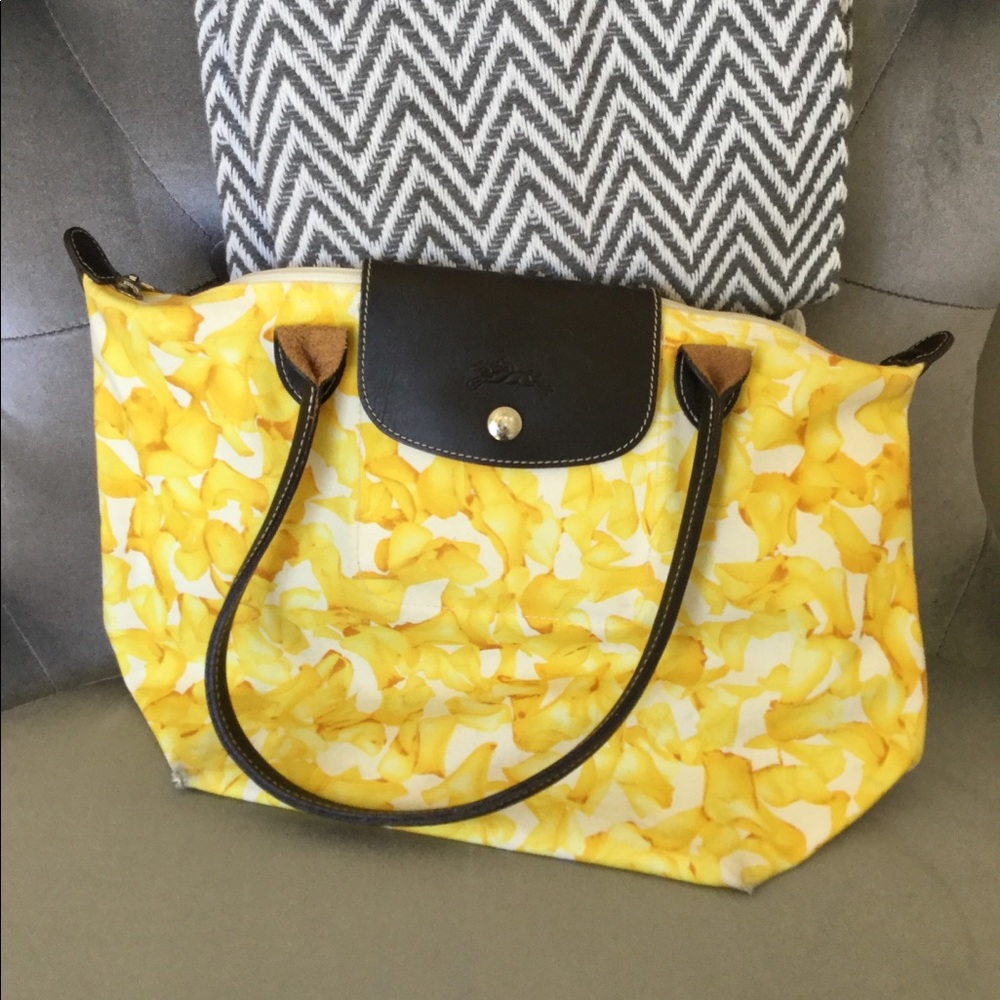 Longchamp Le Pliage Tote - Picture 2 of 4